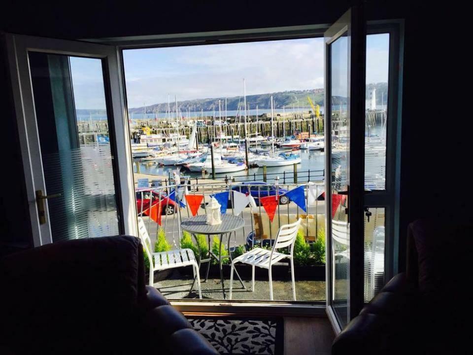 Waterfront Apartment Scarborough Buitenkant foto