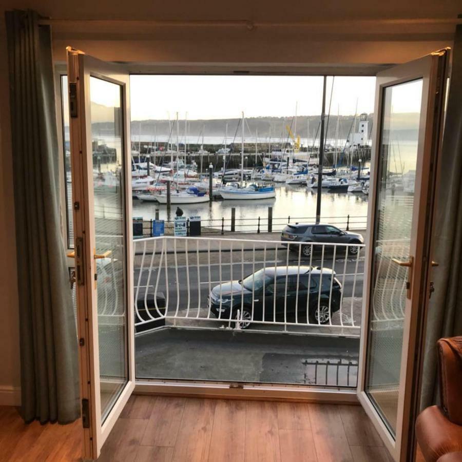 Waterfront Apartment Scarborough Buitenkant foto